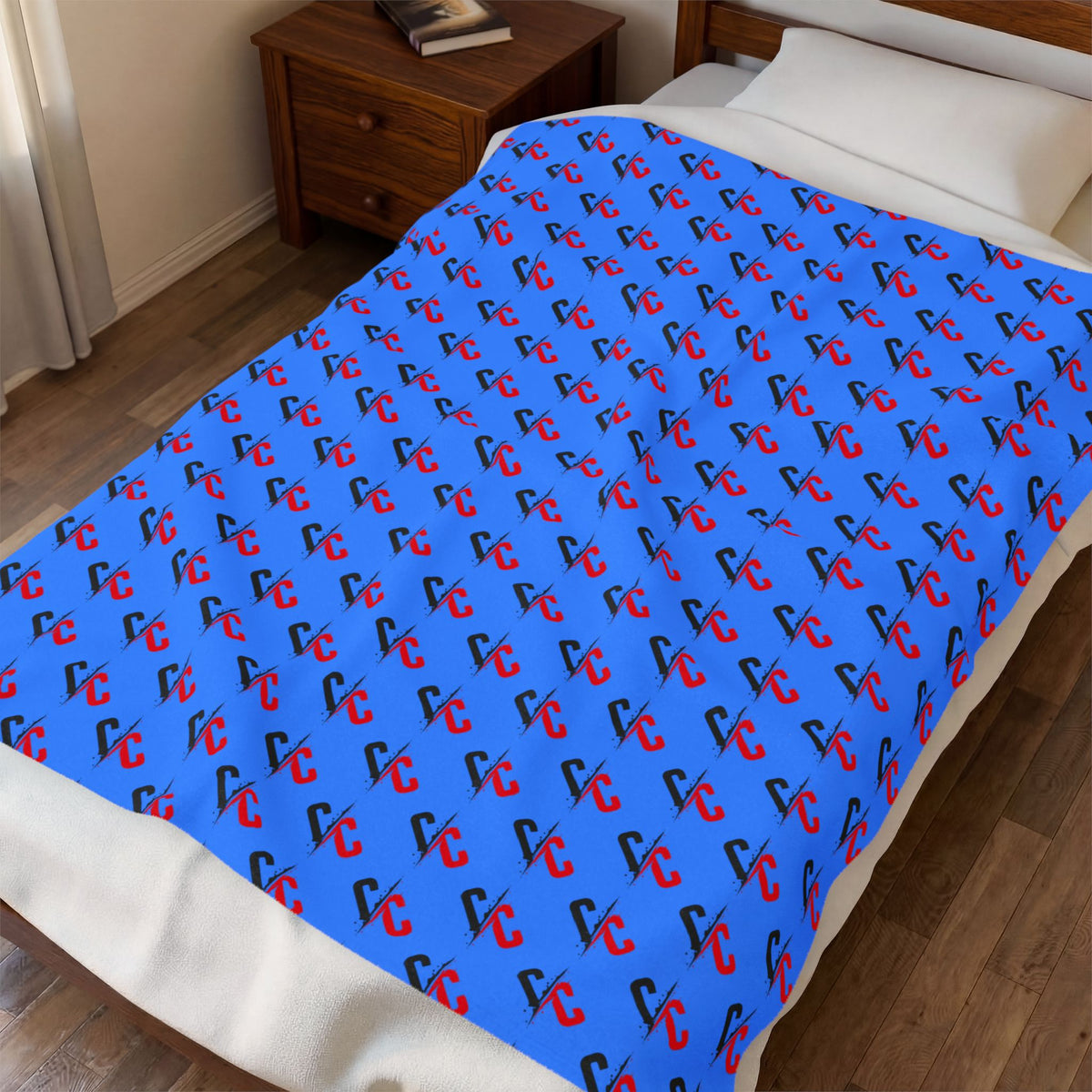 Blue Candy Cane Pattern Velveteen Plush Blanket — Cozy Holiday Throw